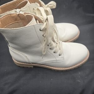 Oasis Cream Lace-Up Boots for Women